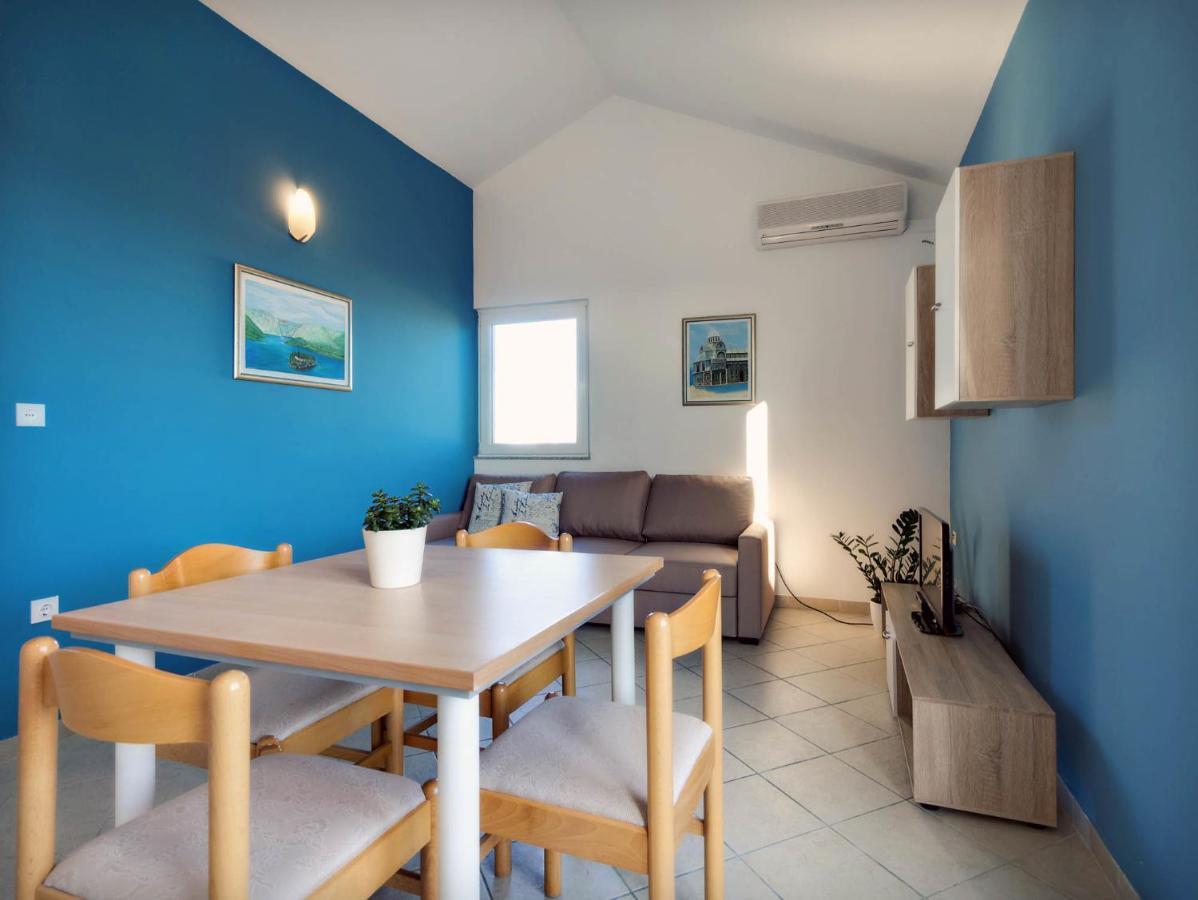 Apartments Zizic Водице Стая снимка