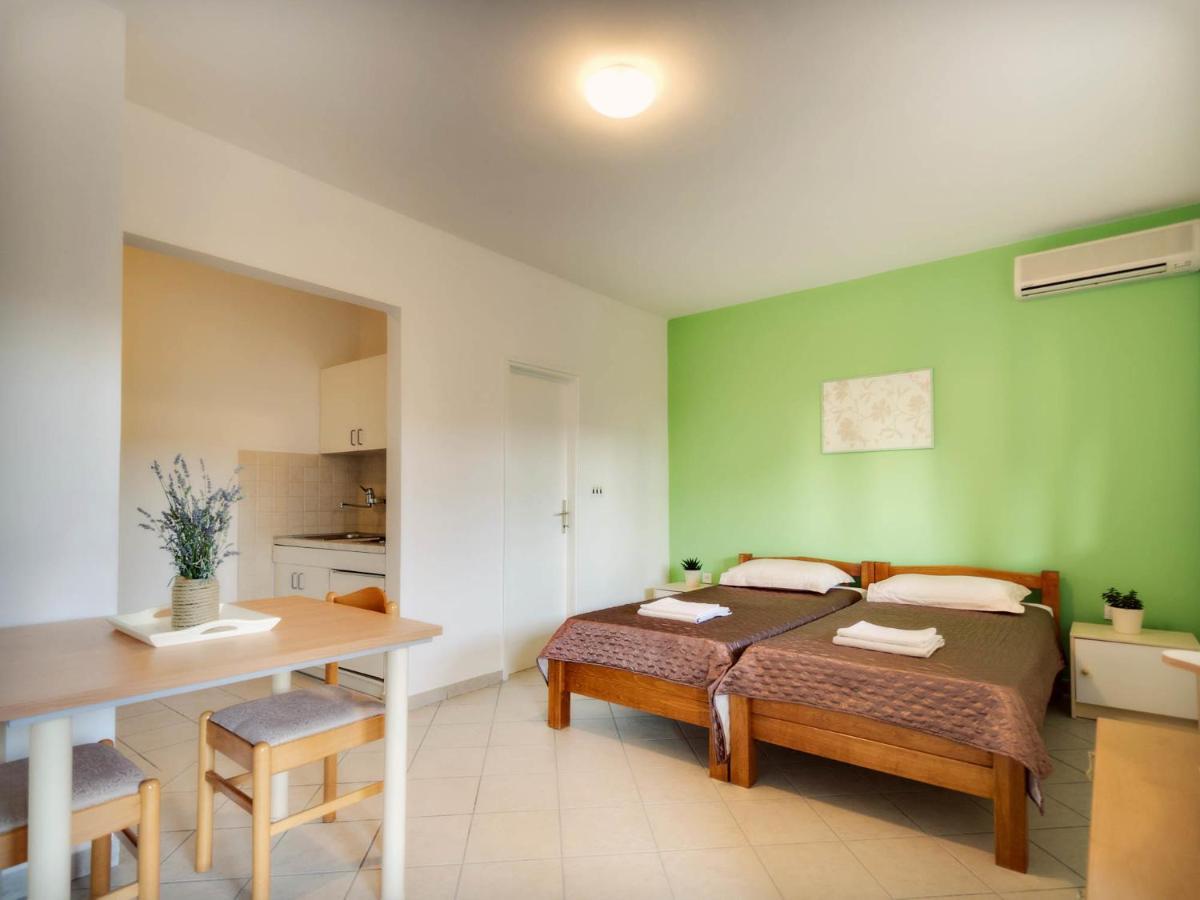 Apartments Zizic Водице Стая снимка