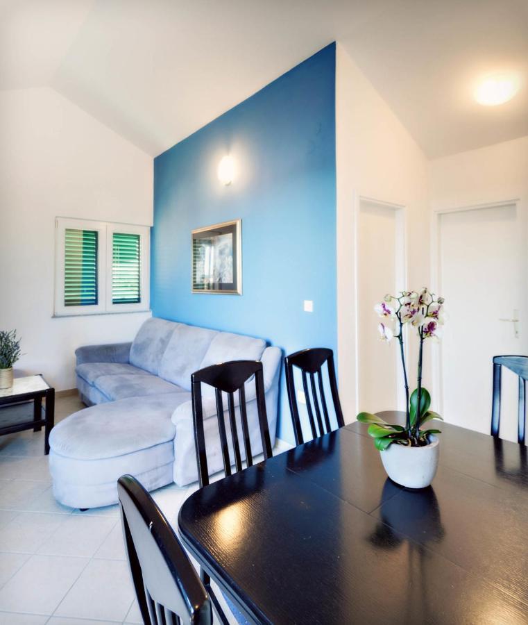 Apartments Zizic Водице Стая снимка